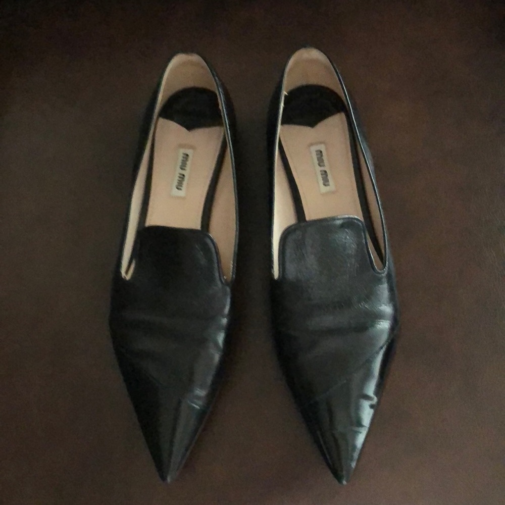 100% Authentic Miu Miu leather women's shoes Used.